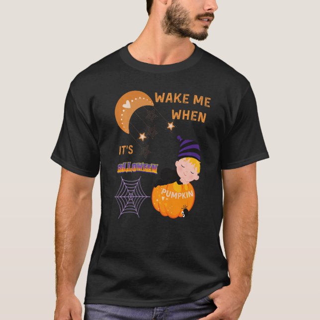Camiseta Wake Me When Its Halloween Cute Pumpkin Sleeping K (Frente)