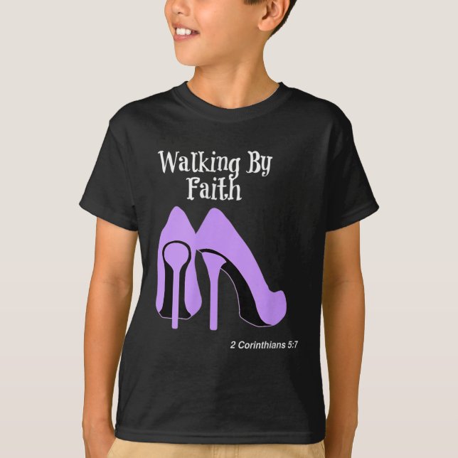 Camiseta Walk By Faith Graphic Christian Design With Purple (Frente)