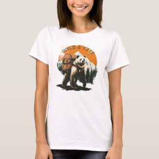 Camiseta Wander Wild, Trek Free – Hiking Bear T-Shirt