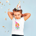 Camiseta Watercolor Cavalier King Charles Cupcake Birthday<br><div class="desc">Esta adorável aquarela de aniversário de um Rei Cavaleiro Charles Spaniel com um cupcake rosa faz uma camiseta adorável para a aniversária vestir a sua festa. Este design inclui suprimentos de partes coordenadoras.</div>