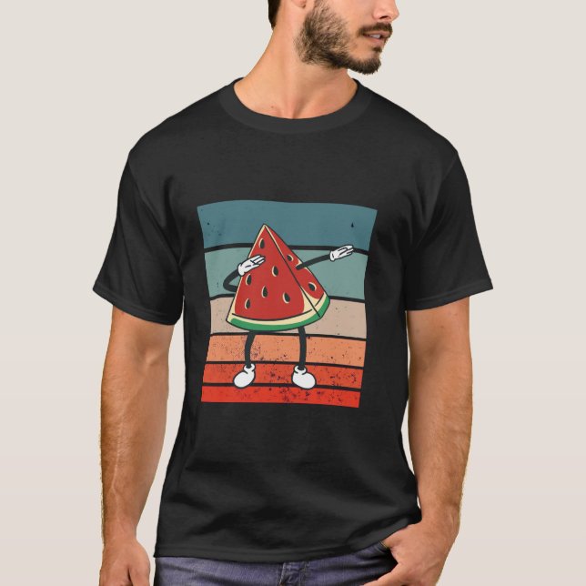 Camiseta Watermelon slice dabbing cartoon arms and legs dan (Frente)