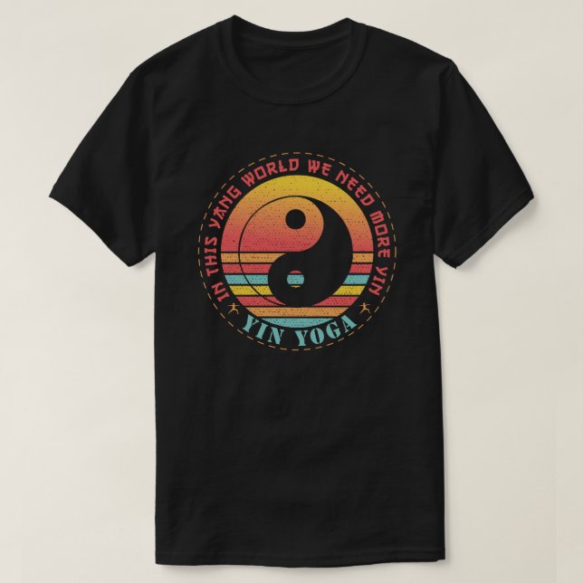 Camiseta We Need More Yin Yoga (Frente do Design)