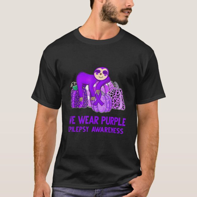 Camiseta We Wear Purple Epilepsy Awareness Sloth (Frente)