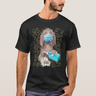 Camiseta Weimaraner Desta Vez Vestindo Máscara E Lavando Mã