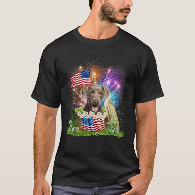 Camiseta Weimaraner Patriotic American Flag Fireworks 4th O (Frente)