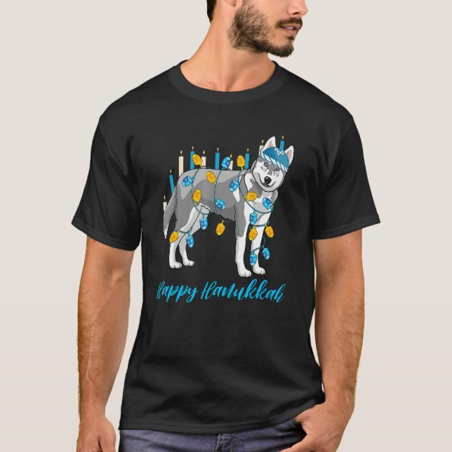 Camiseta Weiner Dog Menorah Festive Mazel Tov Hanukkah Jewi (Frente)