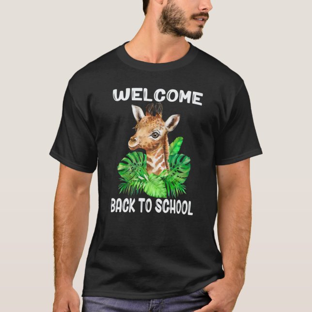Camiseta Welcome Back To School With Baby Giraffe For Boys  (Frente)