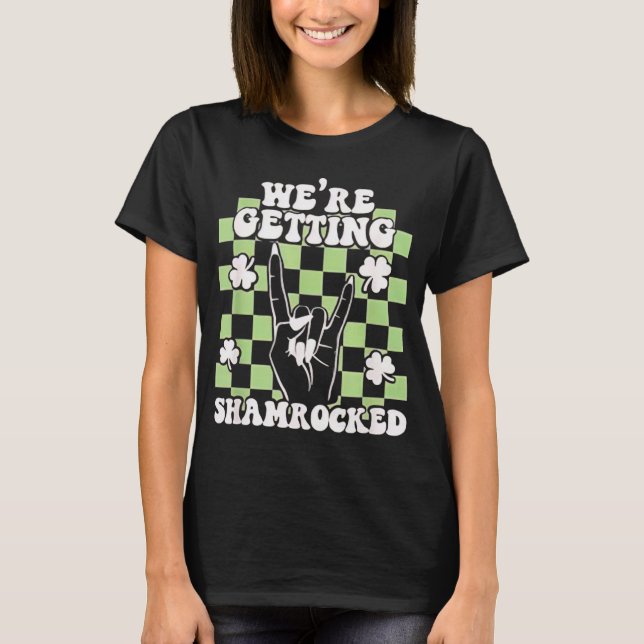 Camiseta We're Getting Shamrocked St Patricks Day Bachelore (Frente)
