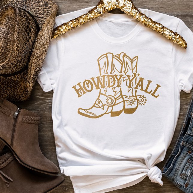 Camiseta Western Dourado Cowboy Boots Howdy Y-all T-Shirt (Western Faux Gold Cowboy Boots Howdy Y'all T-Shirt)