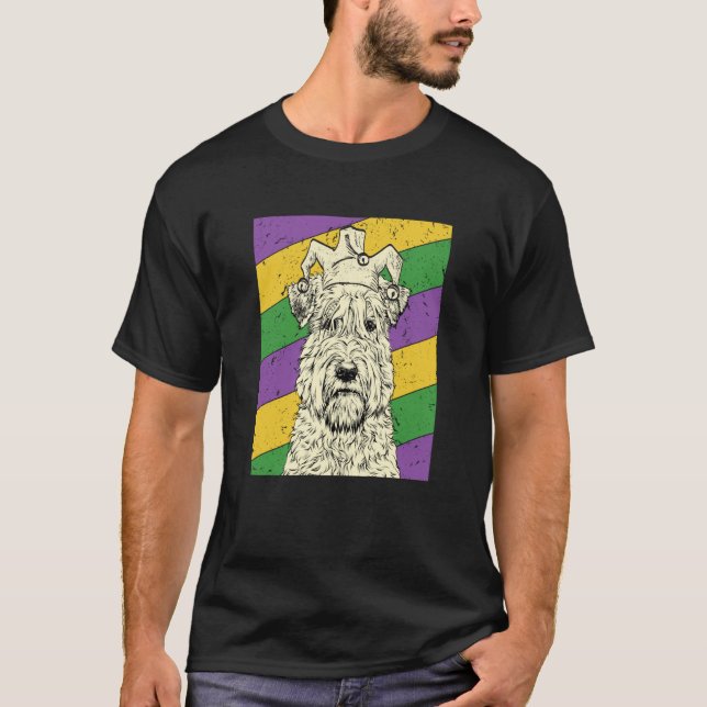 Camiseta Wheaten Terrier Jester Mardi Gras Dog Mom or Dad (Frente)