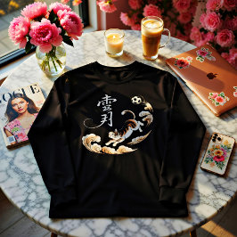 Camiseta Whimsical Soccer Cat - Playful & Stylish for Women