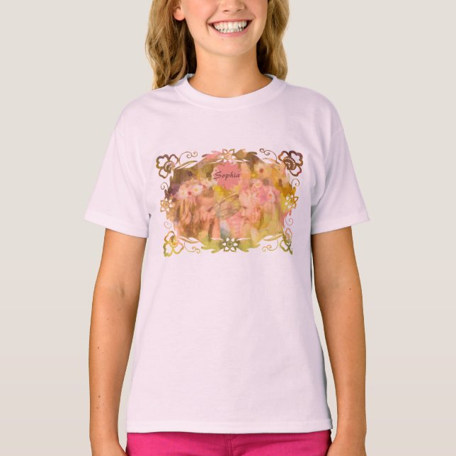 Camiseta Whispers of Magic: Two Fairy Friends in a Garden (Frente)