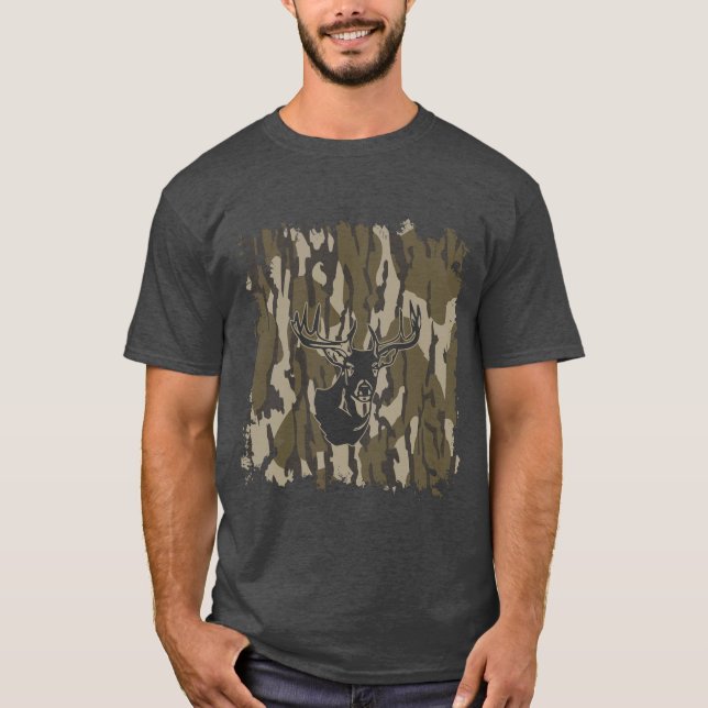Camiseta Whitetail Deer Bottomland Camo Hunting Camo (Frente)