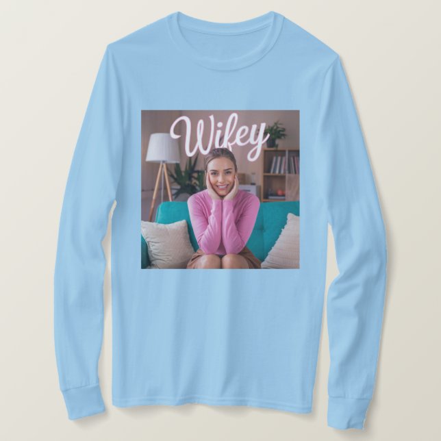 Camiseta Wifey T-Shirt de longa Capa (Frente do Design)