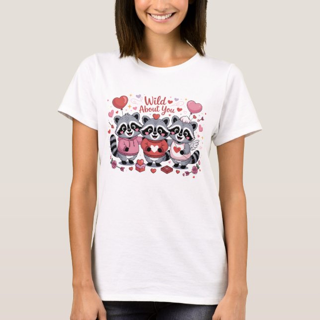 Camiseta Wild About You Cute Raccoon Valentine Squad (Frente)