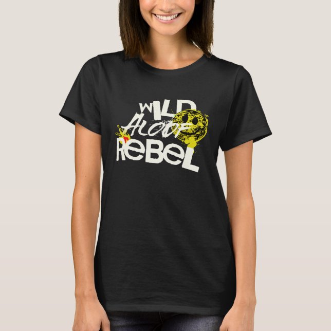CAMISETA WILD REBEL ALOOF GRAPHIC GRUNGE TYPOGRAPHY (Frente)