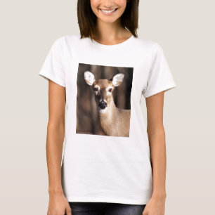 Camiseta Wildlife Whitetail Deer Doe Portrait