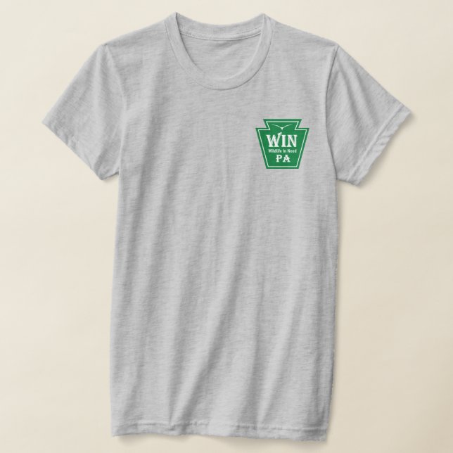 Camiseta WIN Women’s Logo tee w/ QR code (Postura )