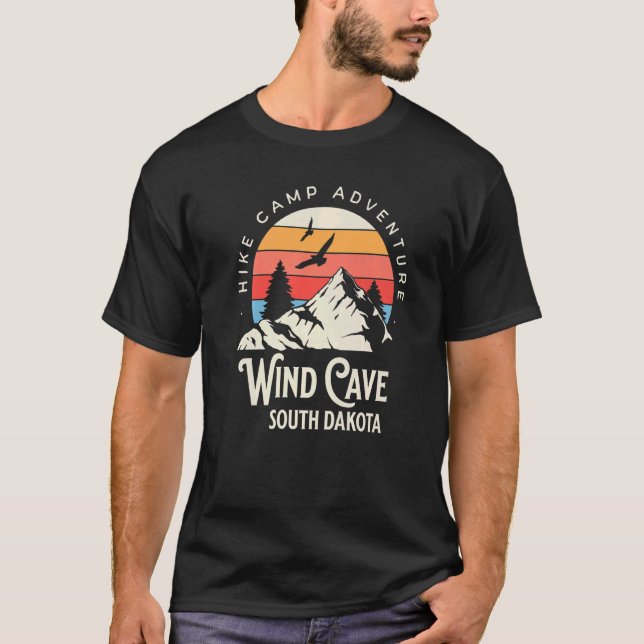 Camiseta Wind Cave South Dakota Nature Hike Mountains Outdo (Frente)