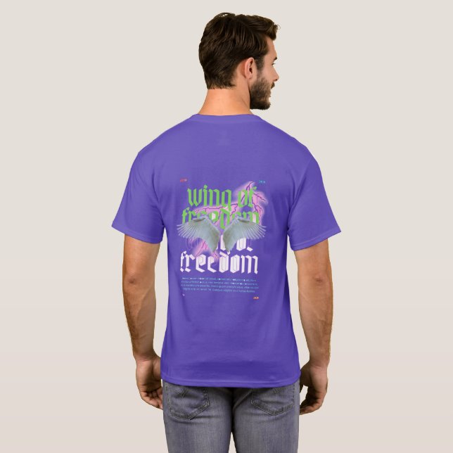 Camiseta WingOfFreedomStayStrong&PowerOn Basic Dark T-Shirt (Parte Traseira Completa)