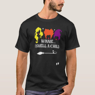 Camiseta Winnie Eu Sinto Um Filho no Halloween Anúncio de G