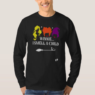 Camiseta Winnie Eu Sinto Um Filho no Halloween Anúncio de G