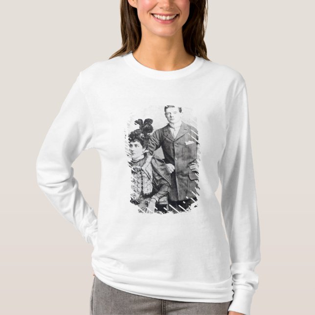 Camiseta Winston Churchill com seu mãe 2 (Frente)