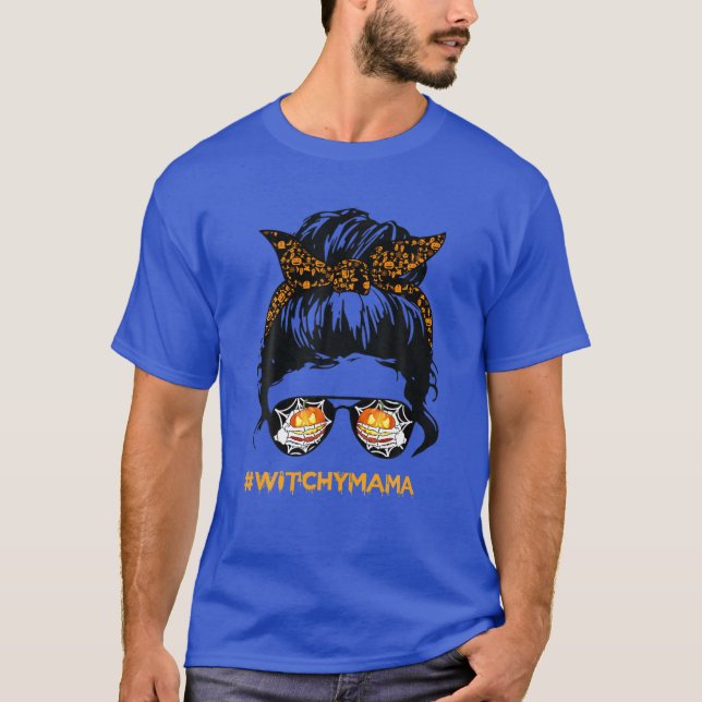 Camiseta Witchy Mama Messy Bun Skeleton Mão Pumpkin Hallow (Frente)