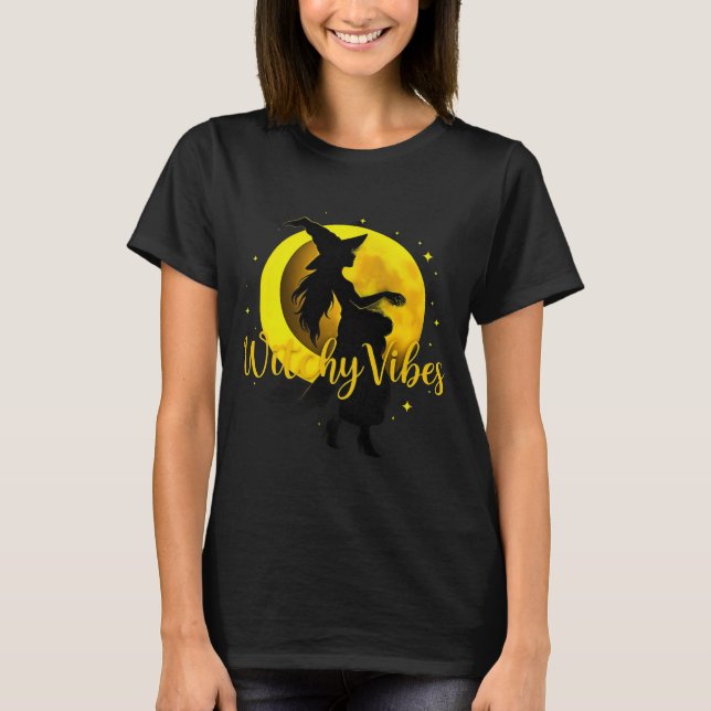 Camiseta Witchy Vibes Halloween - Magia da Lua (Frente)