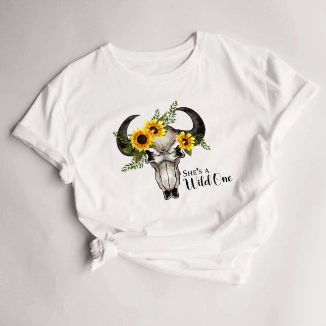 Camiseta Witchy Wicca Pagan Flower Skull Horns T-Shirt (Criador carregado)