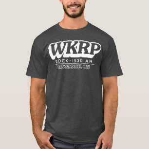 Camiseta WKRP Logo Outline Branco amigo retrô