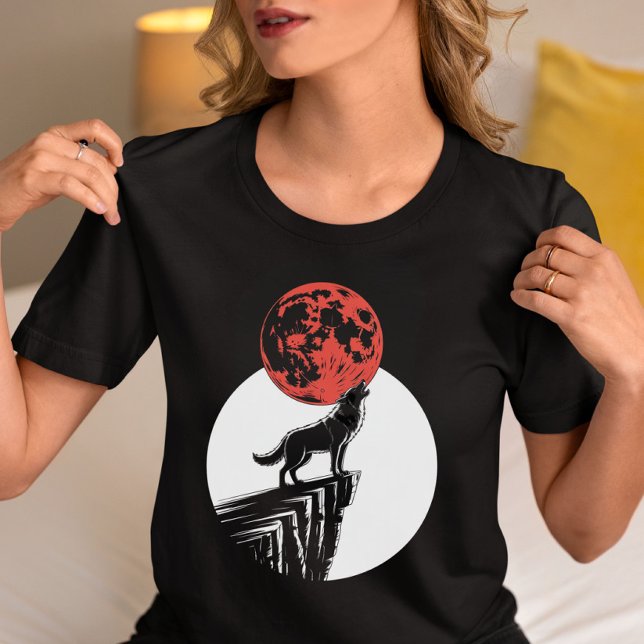 Camiseta Wolf Howling na Lua Vermelha (Criador carregado)