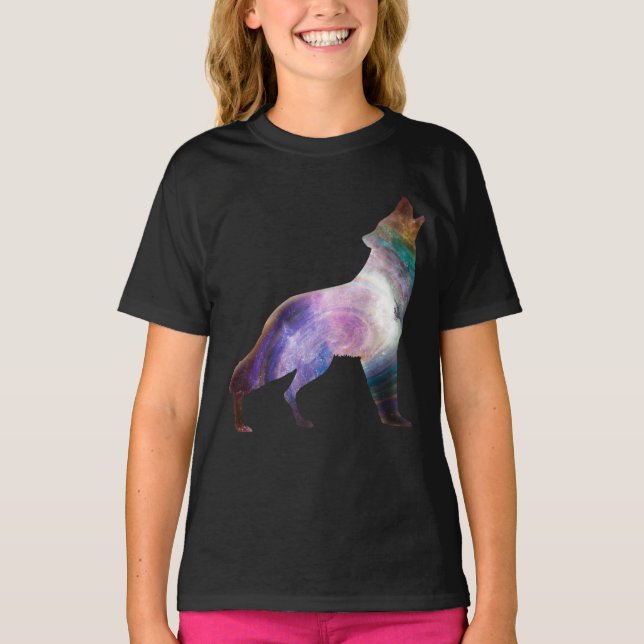 Camiseta Wolf uivando galáxia universo T-Shirt (Frente)
