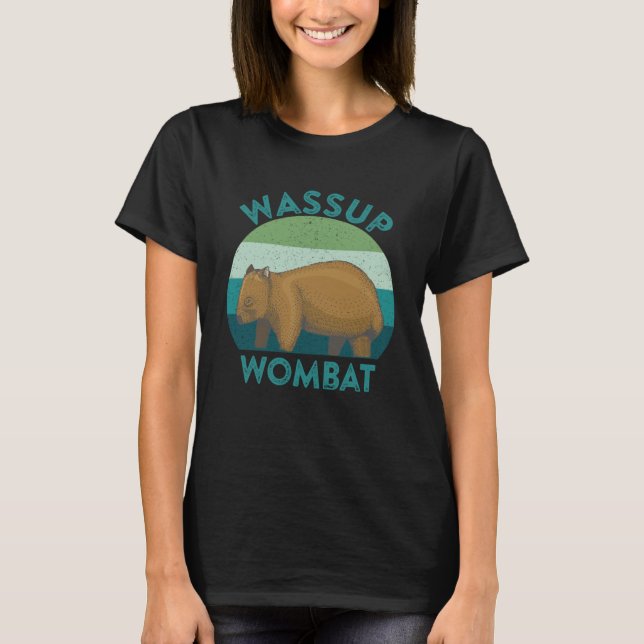 Camiseta Wombat Meme o que sobe Slang Phrase Wassup Wombat (Frente)