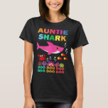 Camiseta Womens Auntie Shark Shirt Matching Family Mother's<br><div class="desc">Womens Auntie Shark Shirt Matching Family Mother's Day Gifts</div>