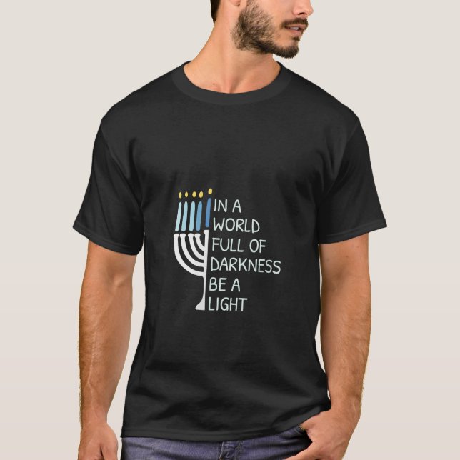 Camiseta Womens Be A Light Happy Hanukkah V Neck  (Frente)