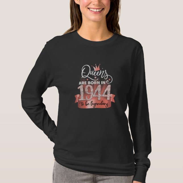 Camiseta Womens Born In 1944 I Elegant Black Rose Party Out (Frente)