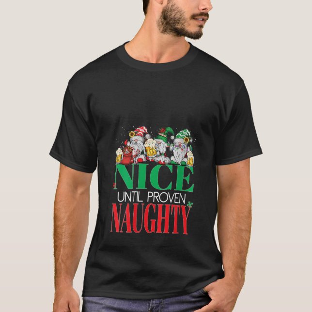 Camiseta Womens Funny Nice Until Proven Naughty Santa Xmas  (Frente)