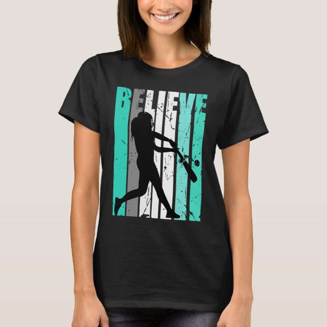 Camiseta Womens Green Believe Baseball Softball Base Run Pl (Frente)