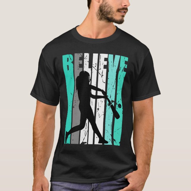 Camiseta Womens Green Believe Baseball Softball Base Run Pl (Frente)