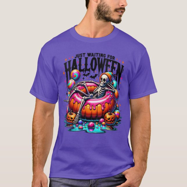 Camiseta Womens Just Waiting for Halloween Skeleton Spooky  (Frente)