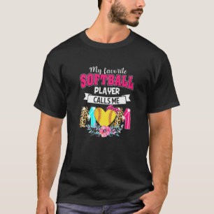 Camiseta Womens My Favorite Softball Player Calls Me Mom Mo