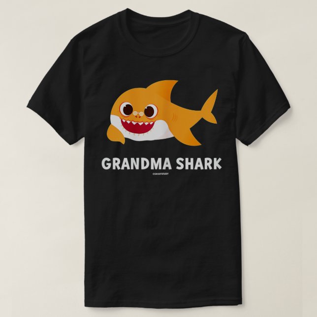 Camiseta Womens Pinkfong Vovó Shark Oficial  (Frente do Design)