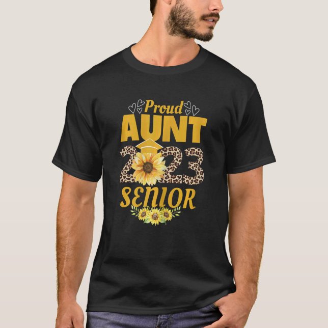 Camiseta Womens Sunflower 23 Proud Aunt Of A 2023 Senior Gr (Frente)