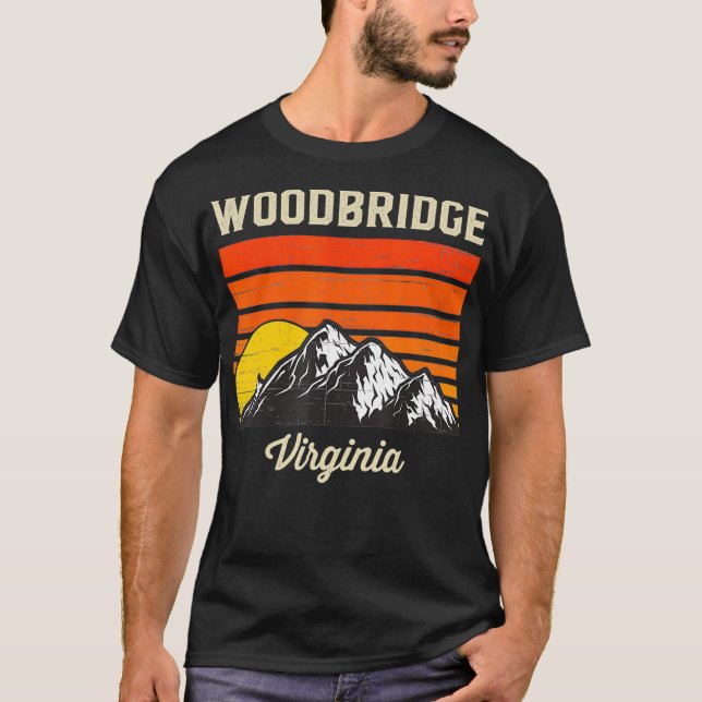 Camiseta Woodbridge Virginia Retro City State USA Souvenir (Frente)