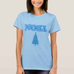Camiseta Word Art - Noel Padrão com Árvores Azul Claro