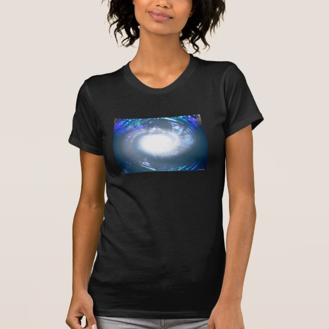 Camiseta Wormhole Luv (Frente)