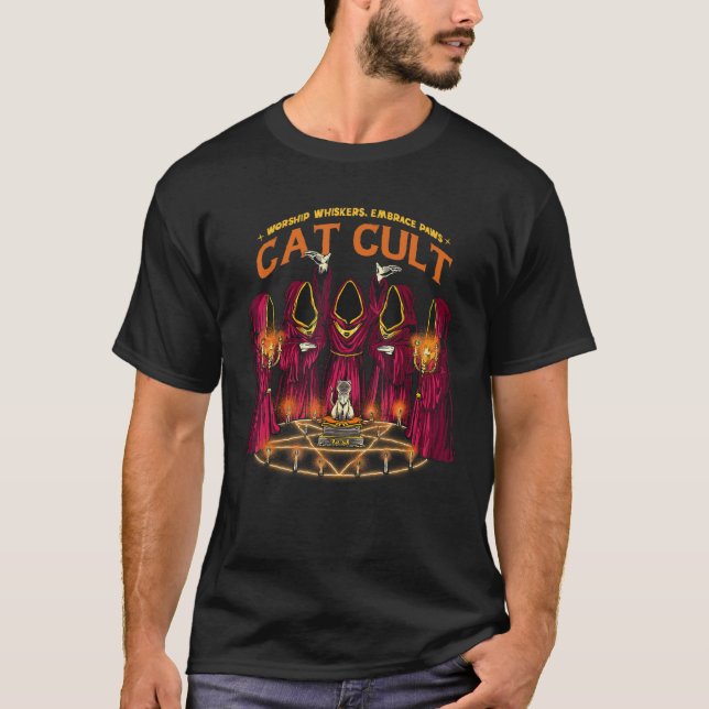 Camiseta Worship Whiskers Embrace Paws Cat Cult Occult Pun (Frente)