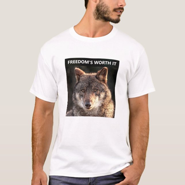 Camiseta Worth It Wolf (light) (Frente)