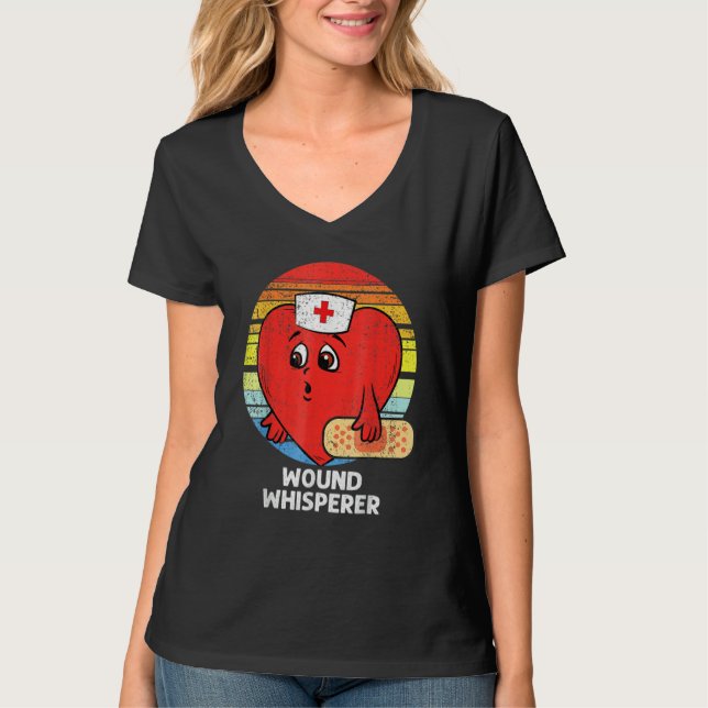 Camiseta Wound Whisperer Valentines Day Nurse RN LPN Nursin (Frente)